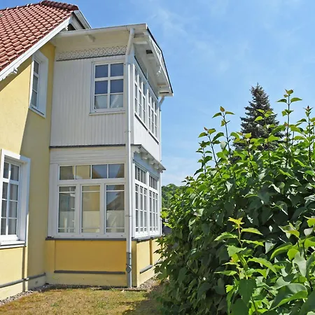 Ruhig Gelegenes Appartementhaus Mit Vso Goehren (Ruegen)