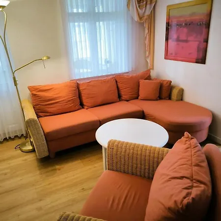 Ruhig Gelegenes Appartementhaus Mit Vso Villa Goehren (Ruegen)